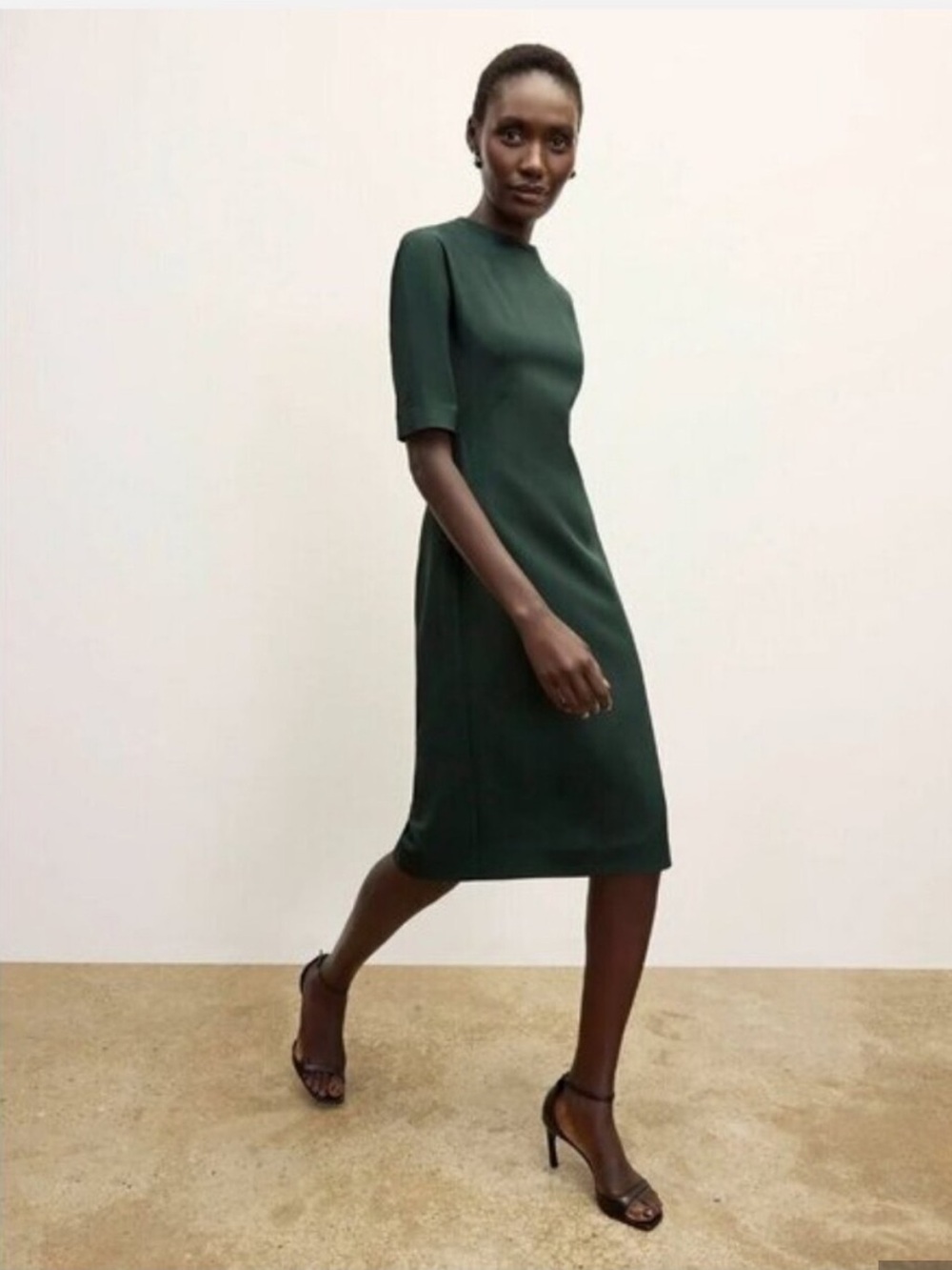 MM La Fleur Elegant Forest Green Short-Sleeve Sheath Dress